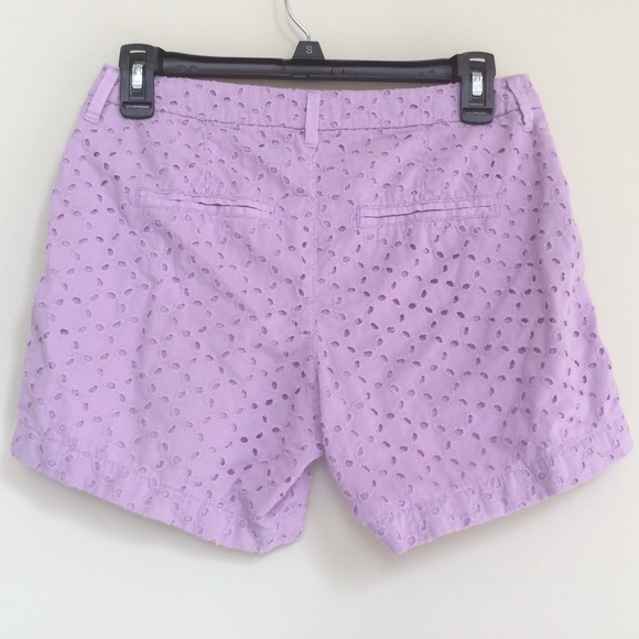 Women's Texture Shorts - Picture 2 of 2